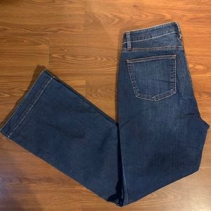 Talbots flare leg jeans size 6 EUC